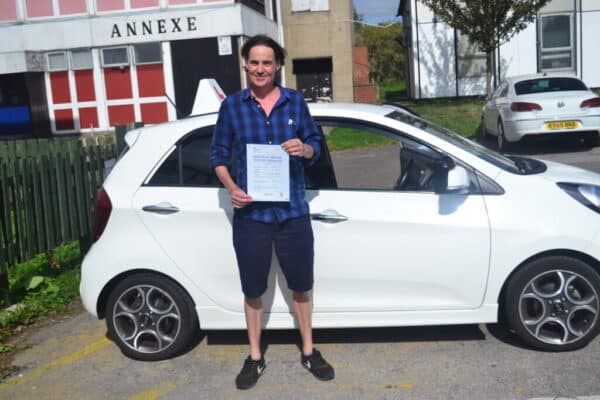 Automatic Driving Lessons Bounds Green. Darran passed his driving test first time with Drive with Nik.