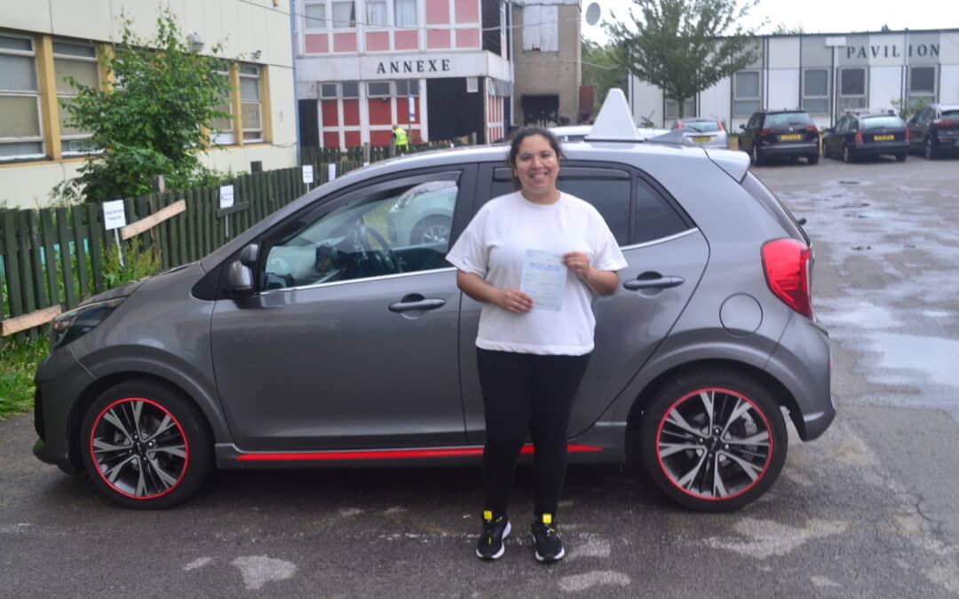 Driving Lessons Bounds Green. Sara passed 1st time.